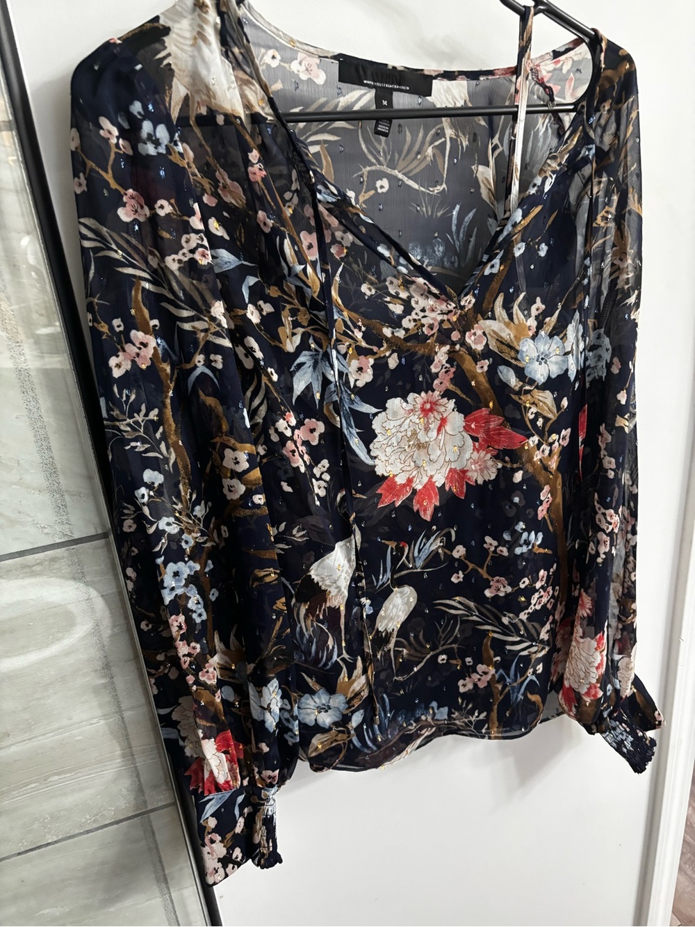 White House Black Market Navy Floral V-Neck Long Sleeve Blouse